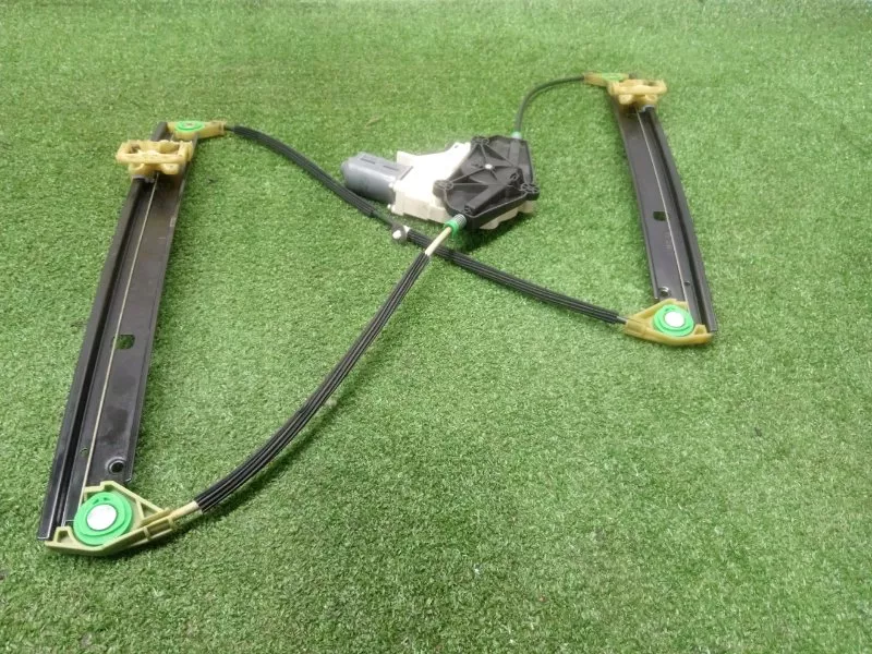 Стеклоподъемник Audi A4 2008 8K0837461 B8, передний левый
