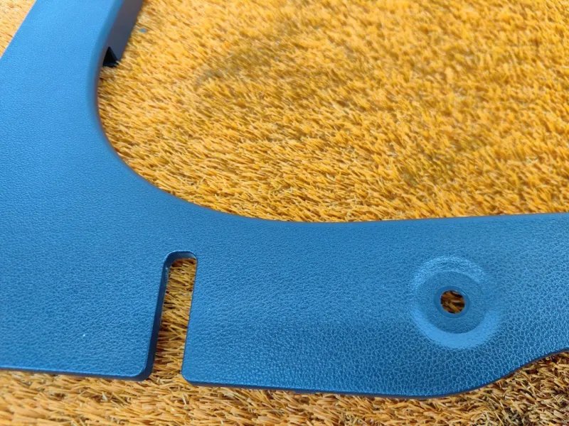 Обшивка багажника