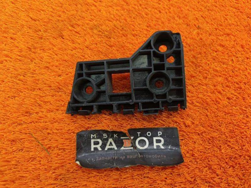 Кронштейн бампера