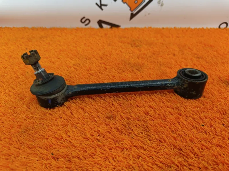 Рычаг подвески