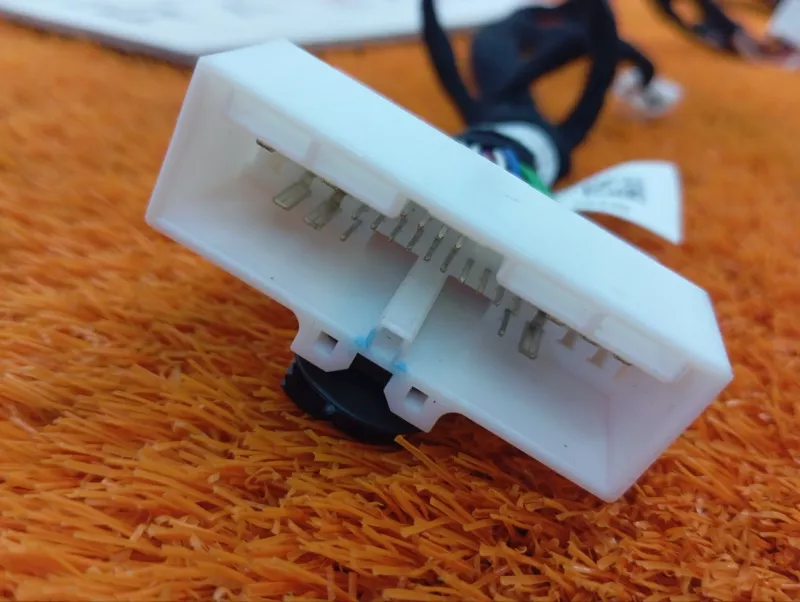 Проводка центральной консоли