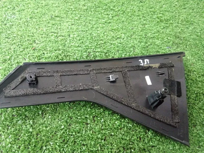 Молдинг двери