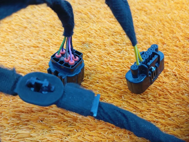 Проводка двери