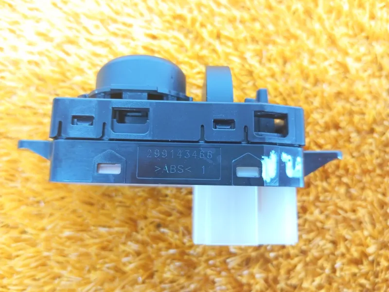 Блок управления зеркалами