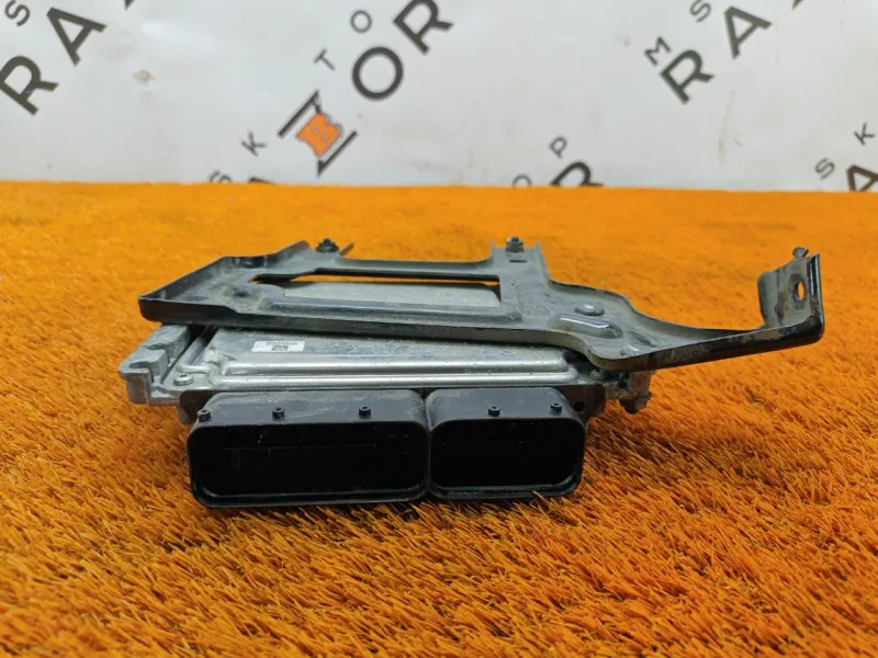 Блок управления двигателем