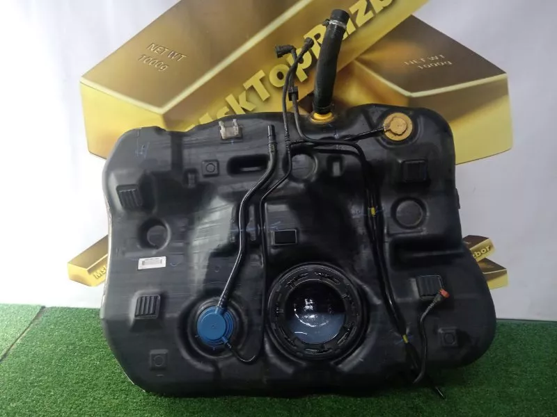 Бак топливный