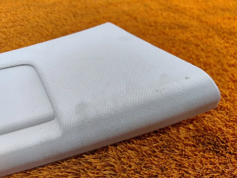 Обшивка центральной стойки