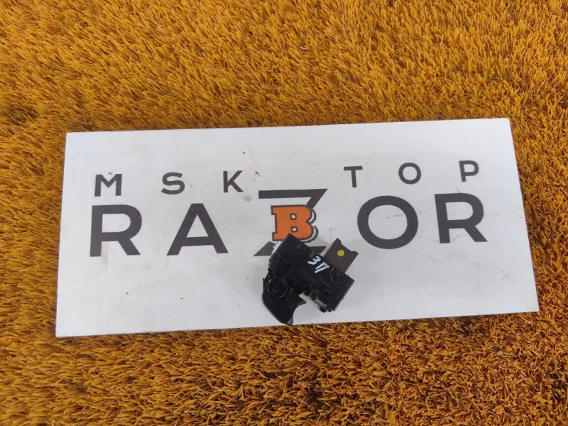 Кнопка стеклоподъемника