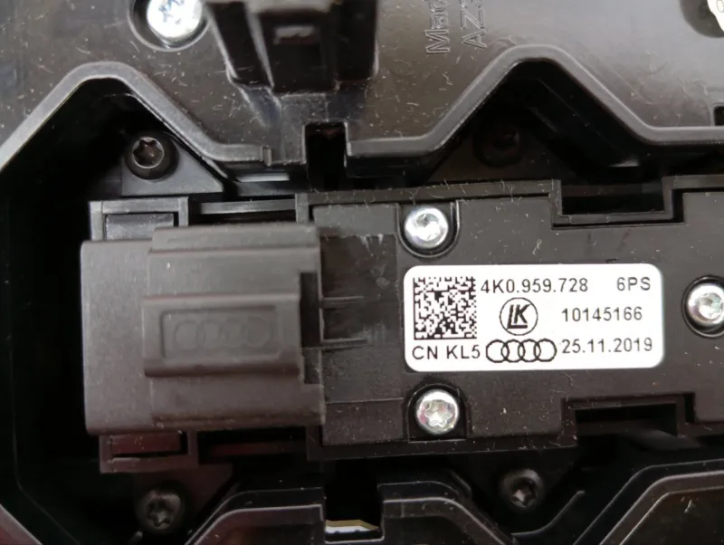 Плафон салона