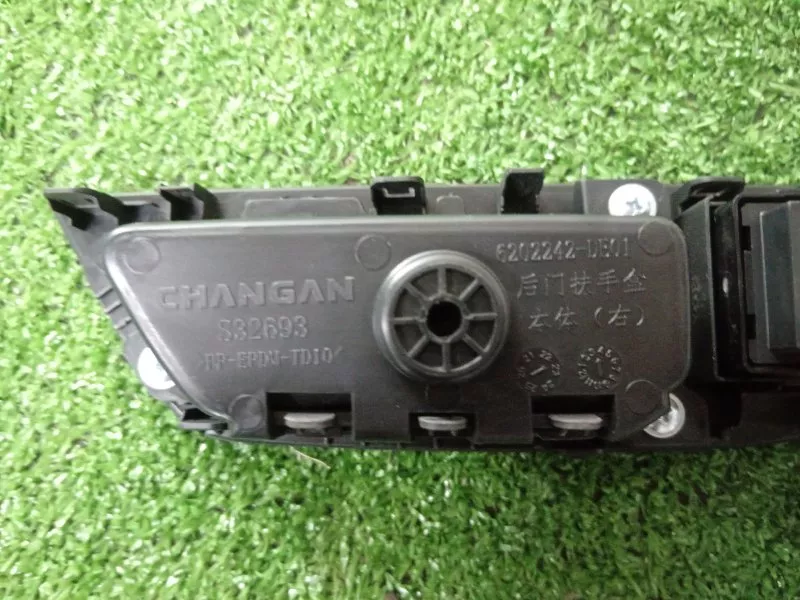 Кнопка стеклоподъемника