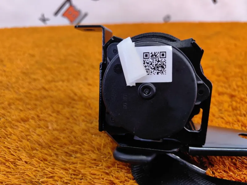 Ремень безопасности