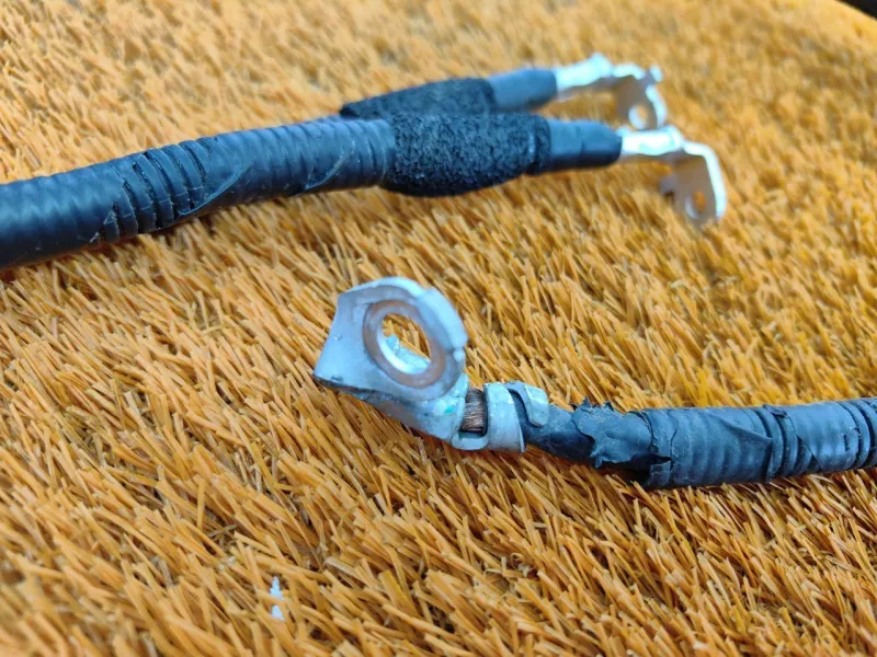 Клемма аккумулятор