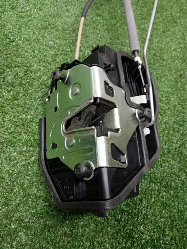 Замок двери