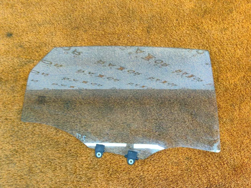 Стекло двери