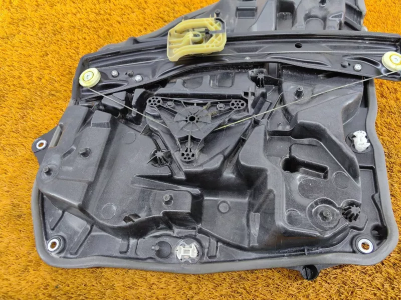 Стеклоподъемник