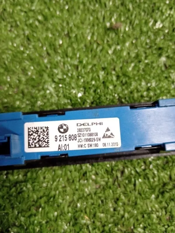 Кнопка памяти сидений