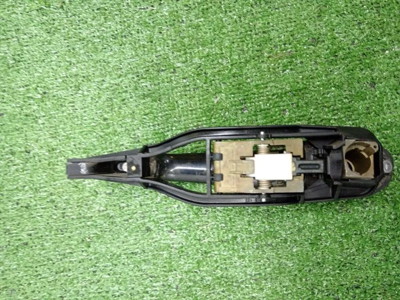 Ручка двери наружняя