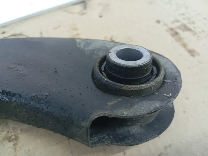 Рычаг подвески