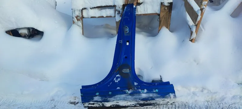 Порог с центральной стойкой