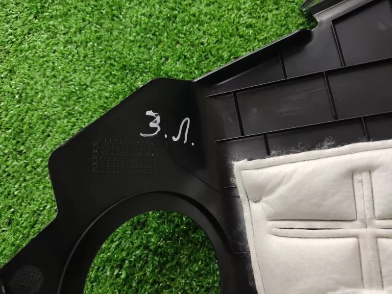 Обшивка багажника