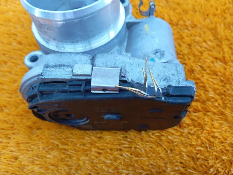 Дроссельная заслонка