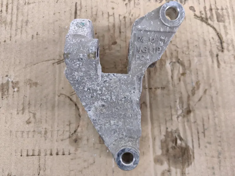 Кронштейн опоры КПП