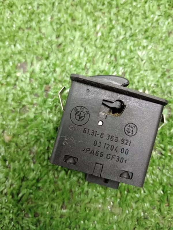 Кнопка стеклоподъемника