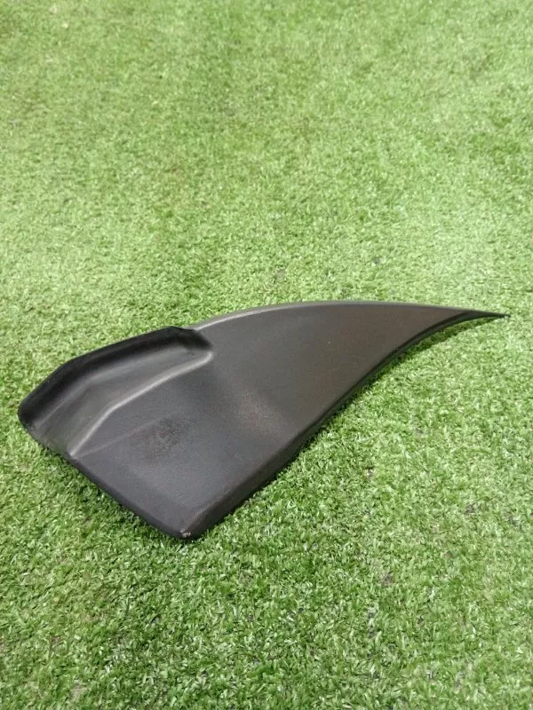 Уголок двери