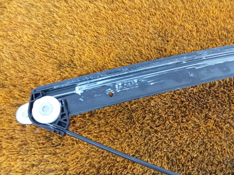 Стеклоподъемник