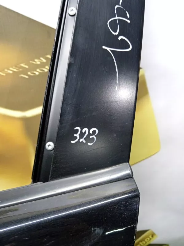 Дверь BMW 3-Series 2008 41007203643 E90, передняя левая