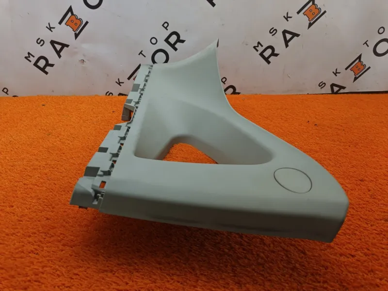 Накладка на стойку кузова