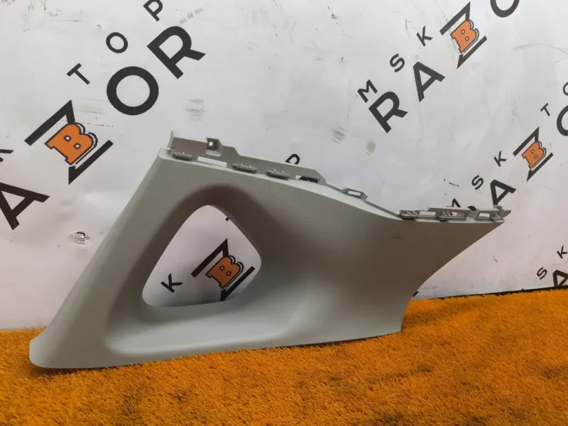 Накладка на стойку кузова