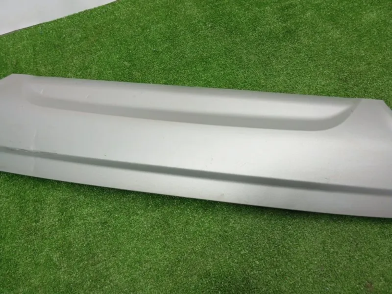 Молдинг бампера