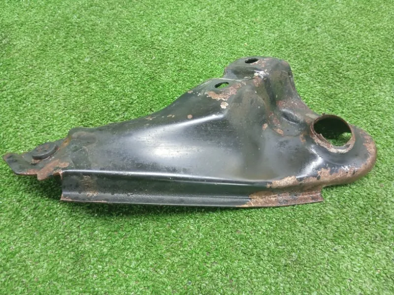 Крепление глушителя