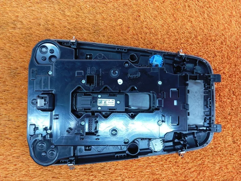 Плафон салона