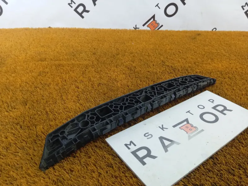 Крепление бампера