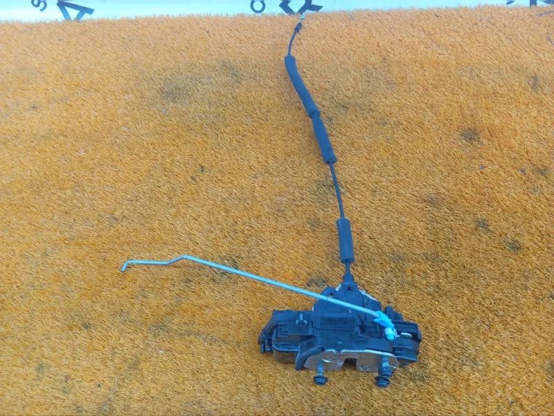 Замок двери