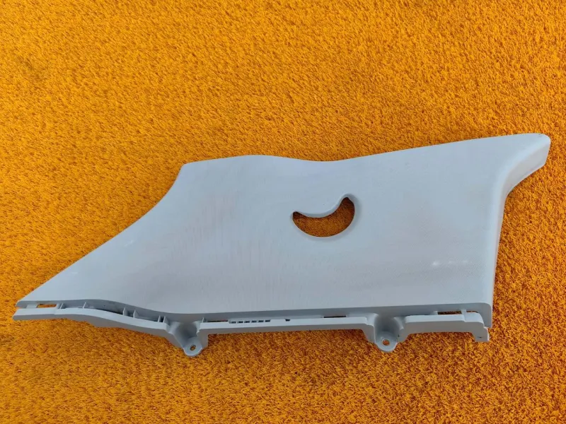 Накладка на стойку кузова