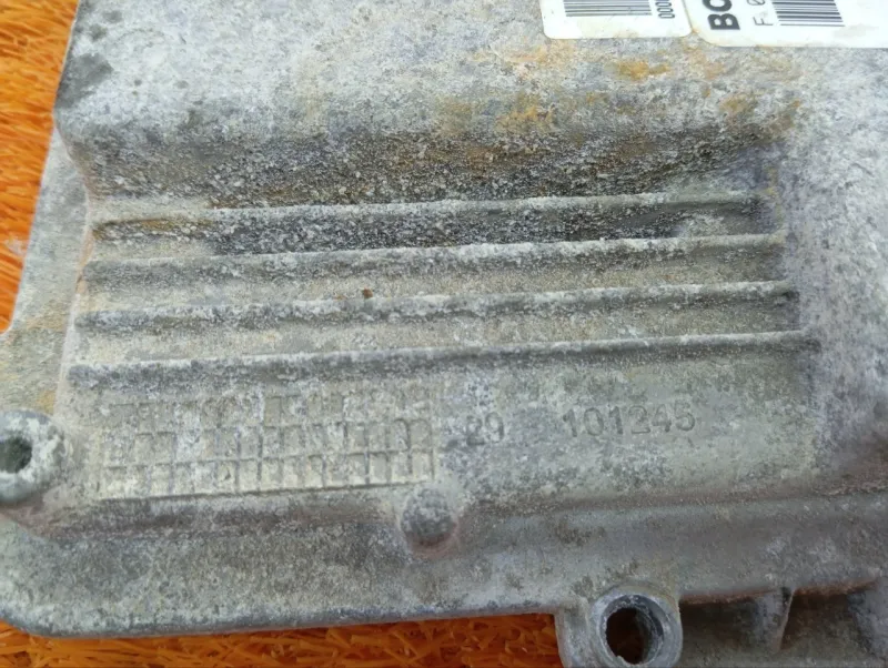 Блок управления двигателем