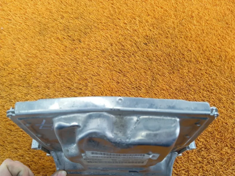 Блок управления двигателем