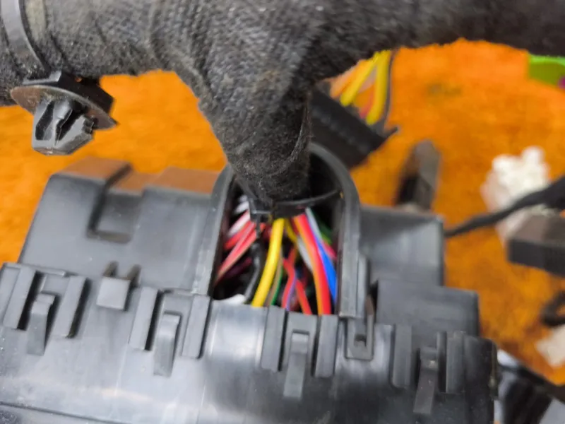 Проводка салона