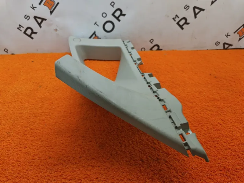 Накладка на стойку кузова