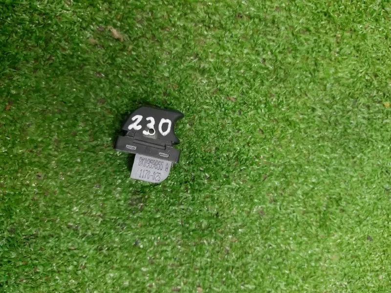 Кнопка стеклоподъемника