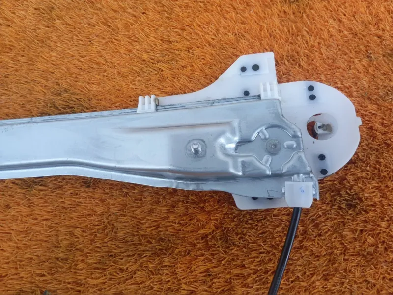 Стеклоподъемник