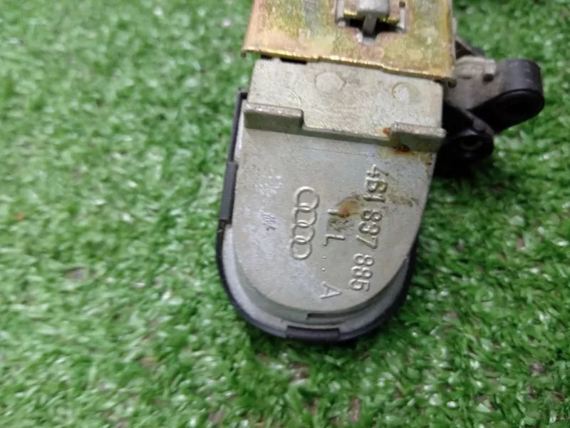 Ручка двери наружняя Audi A4 1999 4B1837885 B5, задняя левая