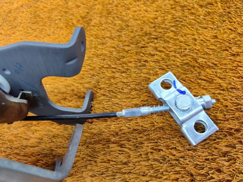 Рычаг стояночного тормоза