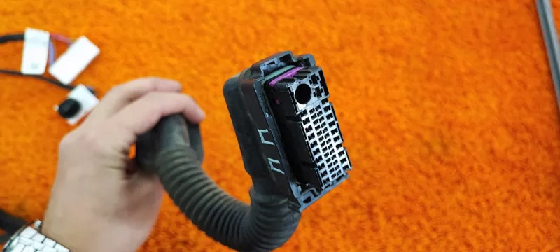 Проводка двери