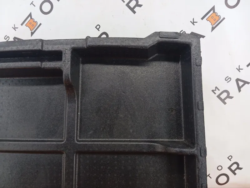 Ниша запасного колеса