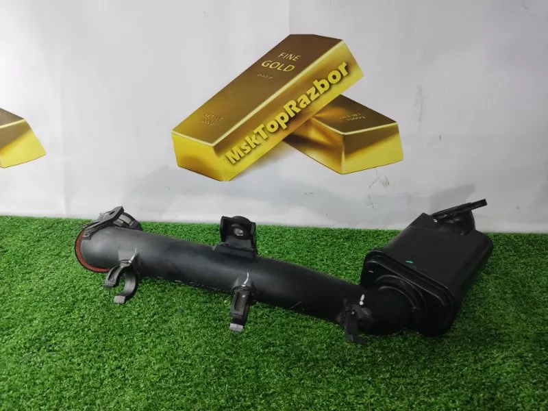 Патрубок интеркулера