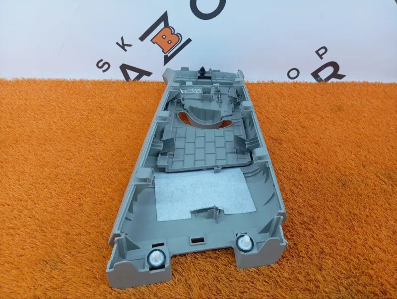 Обшивка центральной стойки